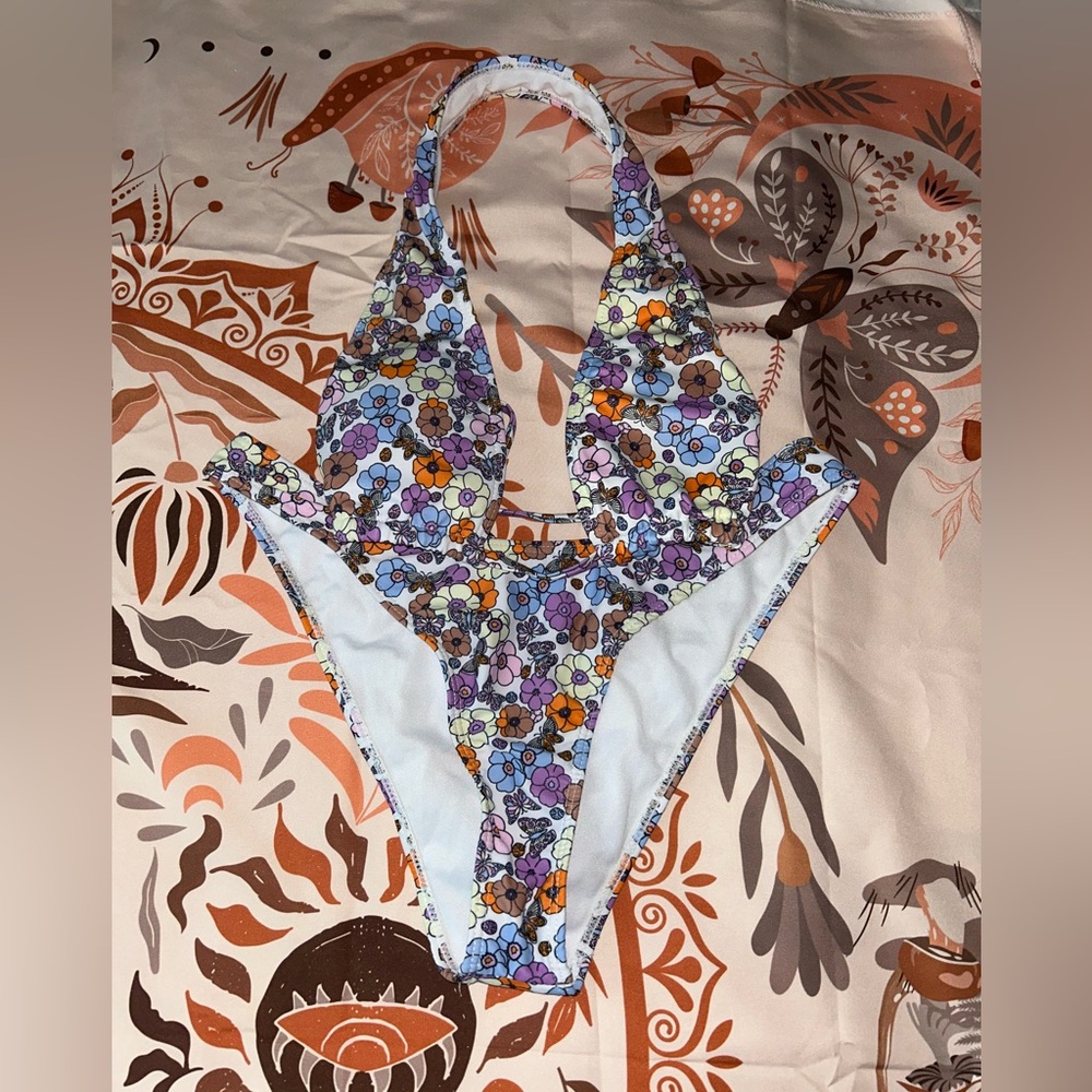 SHEIN TWO PIECE PURPLE FLORAL SWIMSUIT